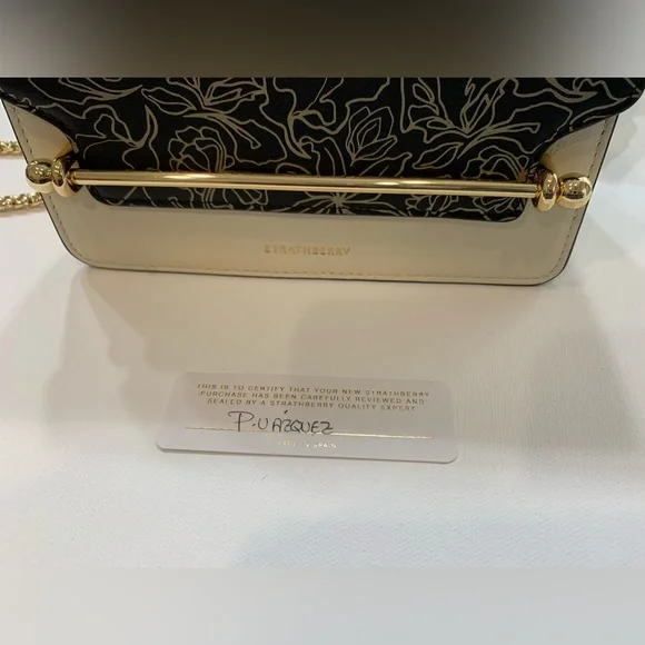 Rare Strathberry East West Mini - Black/Vanilla/Gold - Picture 12 of 16